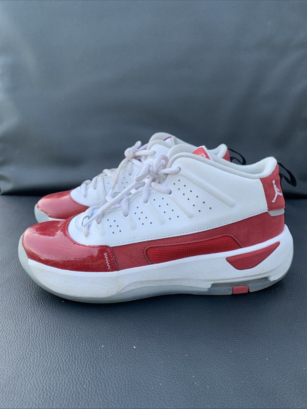 Big Kid's Jordan Max Aura 7 White/White-Gym Red-Black Sz 6y